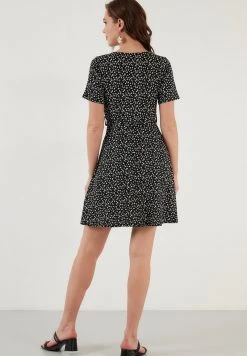 LELA Vestido Informal - Black , Mujer 2 LELA Vestido Informal - Black , Mujer -LELA Ventas 2024 01cae79cc65c4fc5bcd8d632e2ba232a