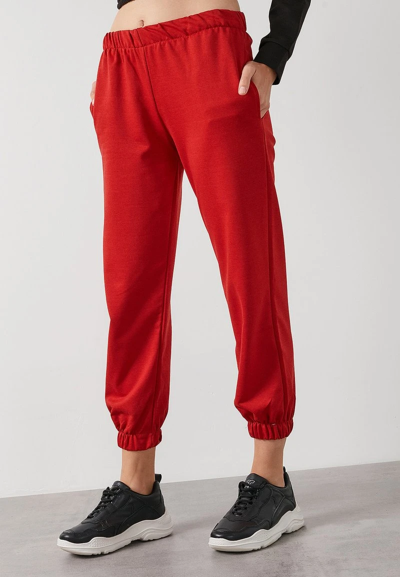 Pantalones deportivos - red LELA Pantalones Deportivos - Red , Mujer -LELA Ventas 2024 08049afd3fdb41809d58737c26585001