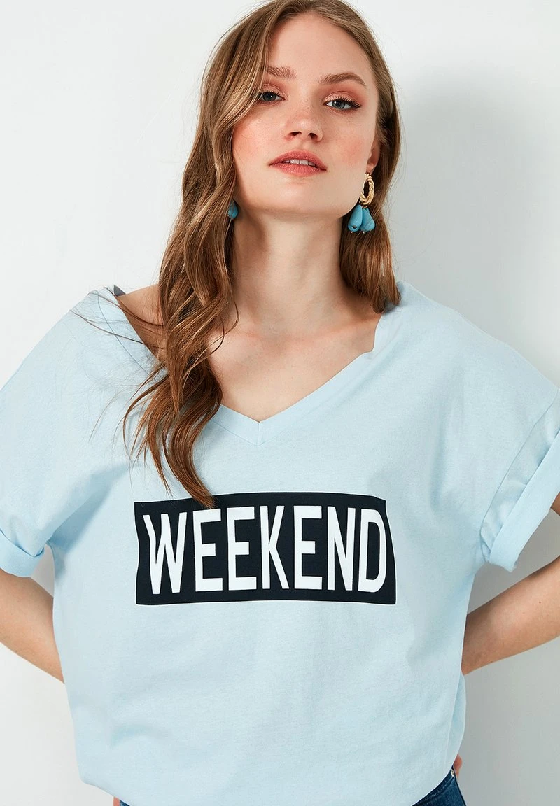 Camiseta estampada - light blue LELA Camiseta Estampada - Light Blue, Mujer -LELA Ventas 2024 0903460213cf400cacae617c5a21954c