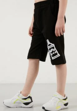 LELA REGULAR FIT T-SHIRT AND SHORTS - Shorts - White , Niños -LELA Ventas 2024 0da83d8e496341679d2ba801e839c093