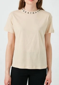 LELA Camiseta Estampada - Stone Colored , Mujer -LELA Ventas 2024 0e3b3e46f32047c6a855828292632840