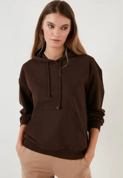LELA BACK KANGAROO POCKET - Sudadera - Brown , Mujer 3 LELA BACK KANGAROO POCKET - Sudadera - Brown , Mujer -LELA Ventas 2024 0e88f12103d54f77a78c3f62afbd4d3e