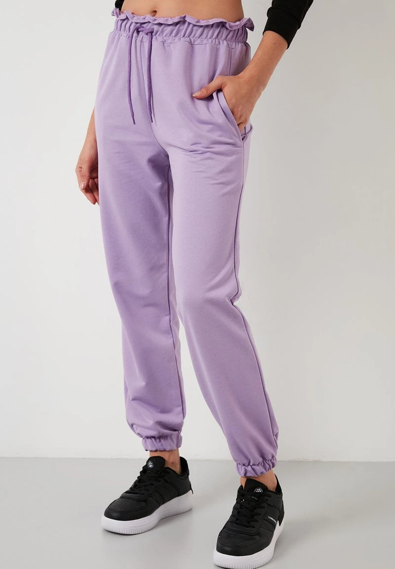 Pantalones deportivos - lilac LELA Pantalones Deportivos - Lilac , Mujer -LELA Ventas 2024 0fcbdb76cefe44da9c822e43f7c89ab3