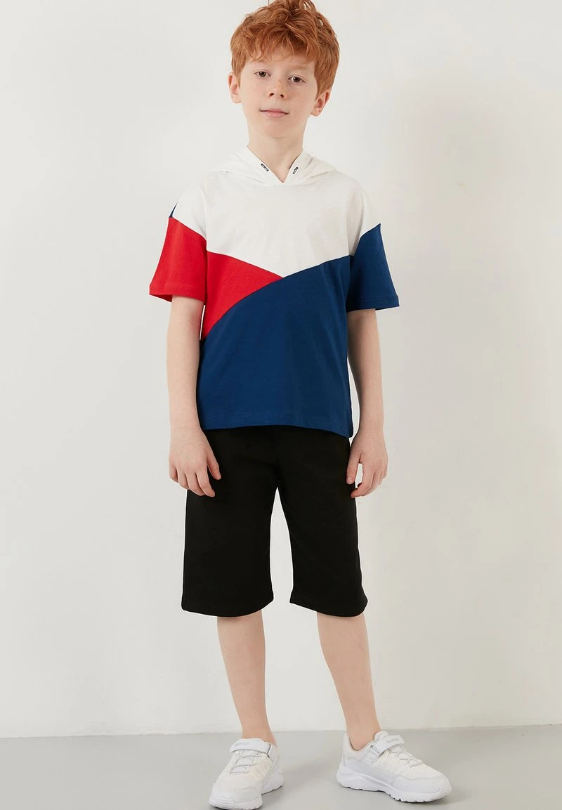 LELA REGULAR FIT T-SHIRT AND SHORTS - Shorts - Navy Blue, Niños 2 LELA REGULAR FIT T-SHIRT AND SHORTS - Shorts - Navy Blue, Niños - Imagen 2