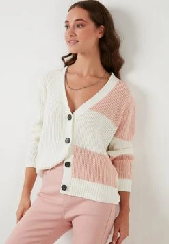 LELA Chaqueta De Punto - Pink, White , Mujer 3 LELA Chaqueta De Punto - Pink, White , Mujer -LELA Ventas 2024 1451c50213484c349f07fcaffc512fcb