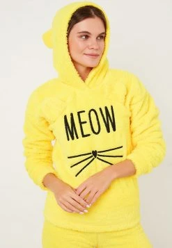 LELA Pijama - Yellow, Mujer 7 LELA Pijama - Yellow, Mujer -LELA Ventas 2024 14fae80416874e8d8fc89ef0a3101f8e