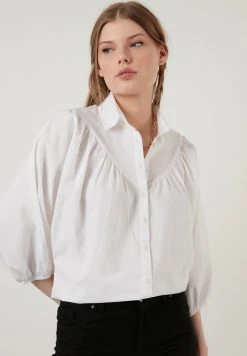 LELA Camisa - Ecru , Mujer -LELA Ventas 2024 16bbc1682f4d4743873b2e4f6b363f59