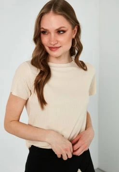 LELA Camiseta Estampada - Stone Colored , Mujer 2 LELA Camiseta Estampada - Stone Colored , Mujer -LELA Ventas 2024 1eb16f880e384bd080045ff3e07e0473