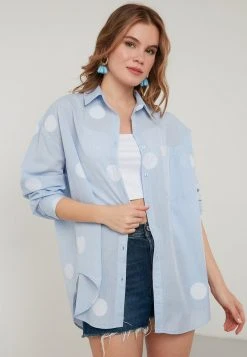 LELA REGULAR FIT - Camisa - Blue , Mujer -LELA Ventas 2024 20678a7bc8fe416f933e9f3f7cb4f86f