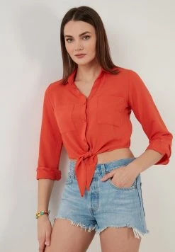LELA REGULAR FIT - Camisa - Coral , Mujer -LELA Ventas 2024 20acd954517f4c1aad5f0d5998e31e5e