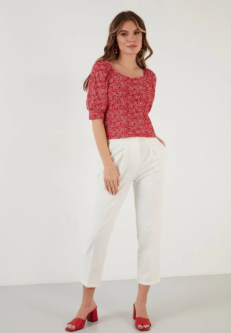 LELA Blusa - Red, Mujer 2 LELA Blusa - Red, Mujer - Imagen 2