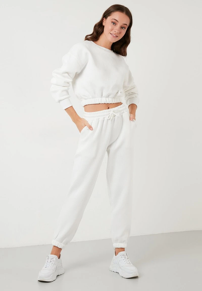 LELA Chándal - Ecru , Mujer 1 LELA Chándal - Ecru , Mujer