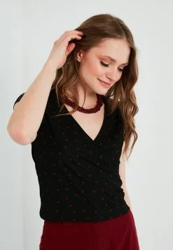 LELA PRINT - Blusa - Black Red, Mujer 2 LELA PRINT - Blusa - Black Red, Mujer -LELA Ventas 2024 259c3e6a8db54e7fa8254e43757ff8e1