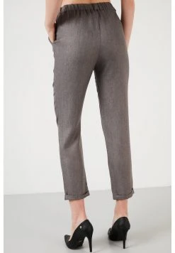 LELA HIGH WAIST TROUSERS - Pantalones - Dark Beige , Mujer 6 LELA HIGH WAIST TROUSERS - Pantalones - Dark Beige , Mujer -LELA Ventas 2024 2dec45ff7ba643979cf3b6e5fd7367cd