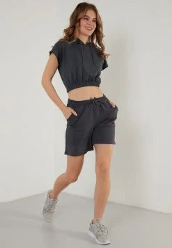 LELA SET - Shorts - Smoked Color, Mujer 2 LELA SET - Shorts - Smoked Color, Mujer -LELA Ventas 2024 2eaba5d24a2941a997f88d36eb6d0087