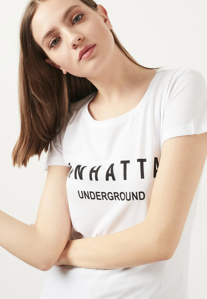 Camiseta estampada - white LELA Camiseta Estampada - White , Mujer -LELA Ventas 2024 2eced1f640e444819176fbed737c7c16