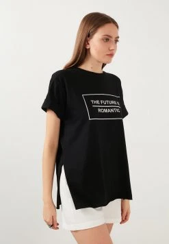 LELA OVERSIZED - Camiseta Estampada - Black , Mujer