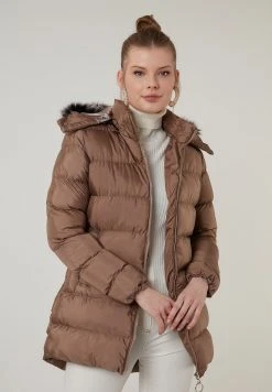 LELA Abrigo De Invierno - Mink Color, Mujer -LELA Ventas 2024 311a0009a0444a4c884758dab92558ed