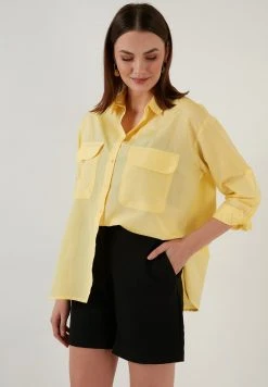 LELA Camisa - Yellow , Mujer 13 LELA Camisa - Yellow , Mujer -LELA Ventas 2024 327e433f978b43c89b34e9ca047d6018