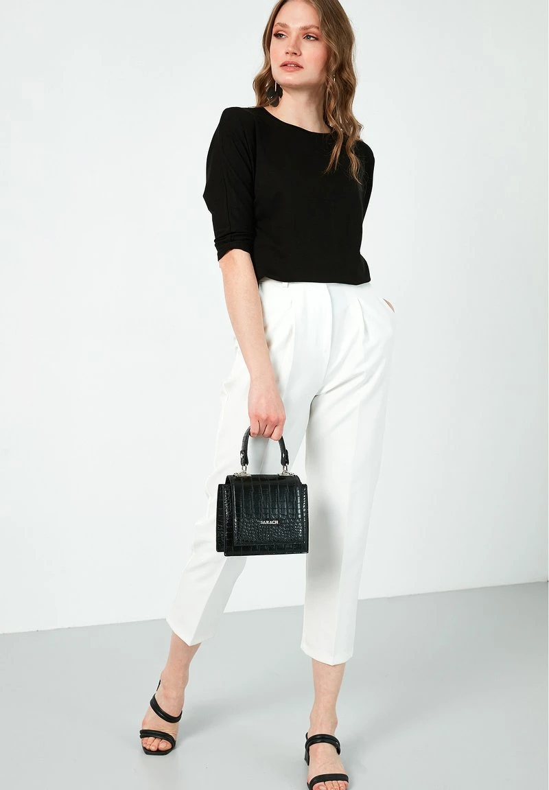 LELA Camiseta De Manga Larga - Black , Mujer 2 LELA Camiseta De Manga Larga - Black , Mujer - Imagen 2