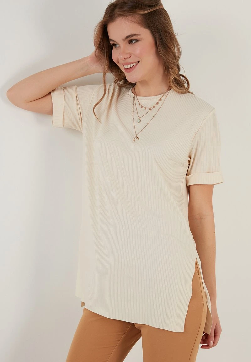 OVERSIZE CREW NECK SLIT DETAILED - Blusa - stone colored LELA OVERSIZE CREW NECK SLIT DETAILED - Blusa - Stone Colored, Mujer -LELA Ventas 2024 35a2013c96cd494c8960cf7c7b8925d7