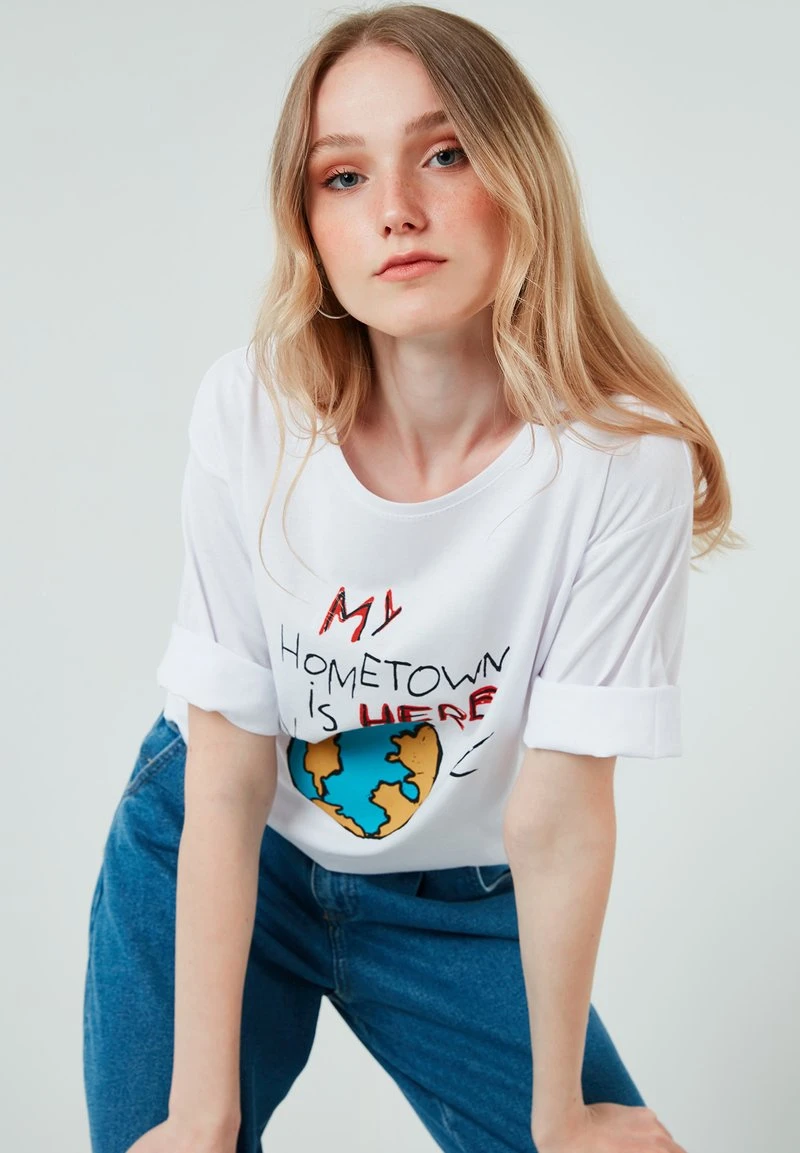 Camiseta estampada - white LELA Camiseta Estampada - White , Mujer -LELA Ventas 2024 38a0a1685cd04be8a452baabc030a70e