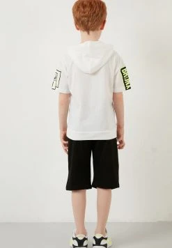 LELA REGULAR FIT T-SHIRT AND SHORTS - Shorts - White , Niños -LELA Ventas 2024 3adc173caca948eba5dfe0d246d88ead