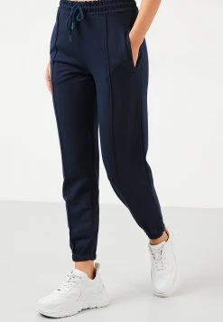 LELA Pantalones Deportivos - Navy Blue, Mujer 2 LELA Pantalones Deportivos - Navy Blue, Mujer -LELA Ventas 2024 3c7481bc59dd4c6da4c7e57b82469f31