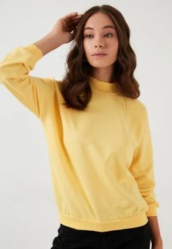 LELA HIGH COLLAR BASIC SWEATSHIRT - Sudadera - Yellow , Mujer 6 LELA HIGH COLLAR BASIC SWEATSHIRT - Sudadera - Yellow , Mujer -LELA Ventas 2024 3cd6e705f78e4565a7ed74bac89e215a