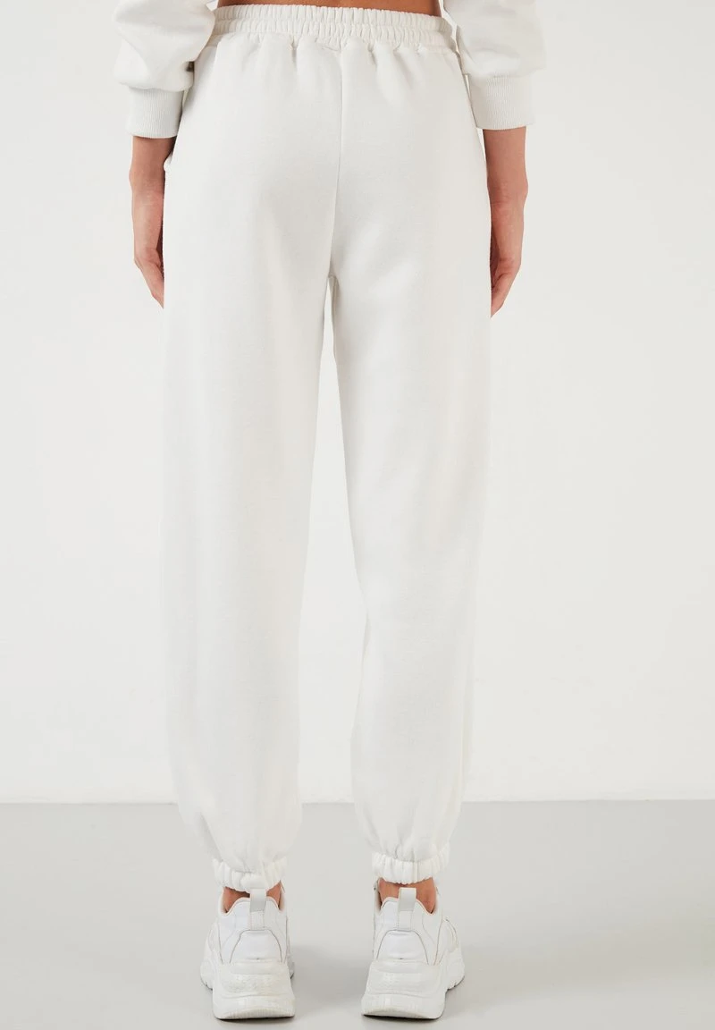 LELA Chándal - Ecru , Mujer 4 LELA Chándal - Ecru , Mujer - Imagen 4