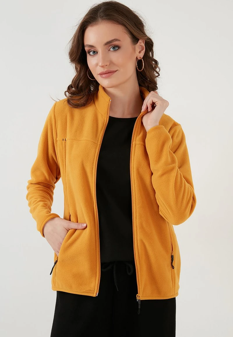 HIGH COLLAR ZIPPER - Forro polar - mustard color LELA HIGH COLLAR ZIPPER - Forro Polar - Mustard Color , Mujer -LELA Ventas 2024 4095de586a6b4be3b322639f8a0ad5e3