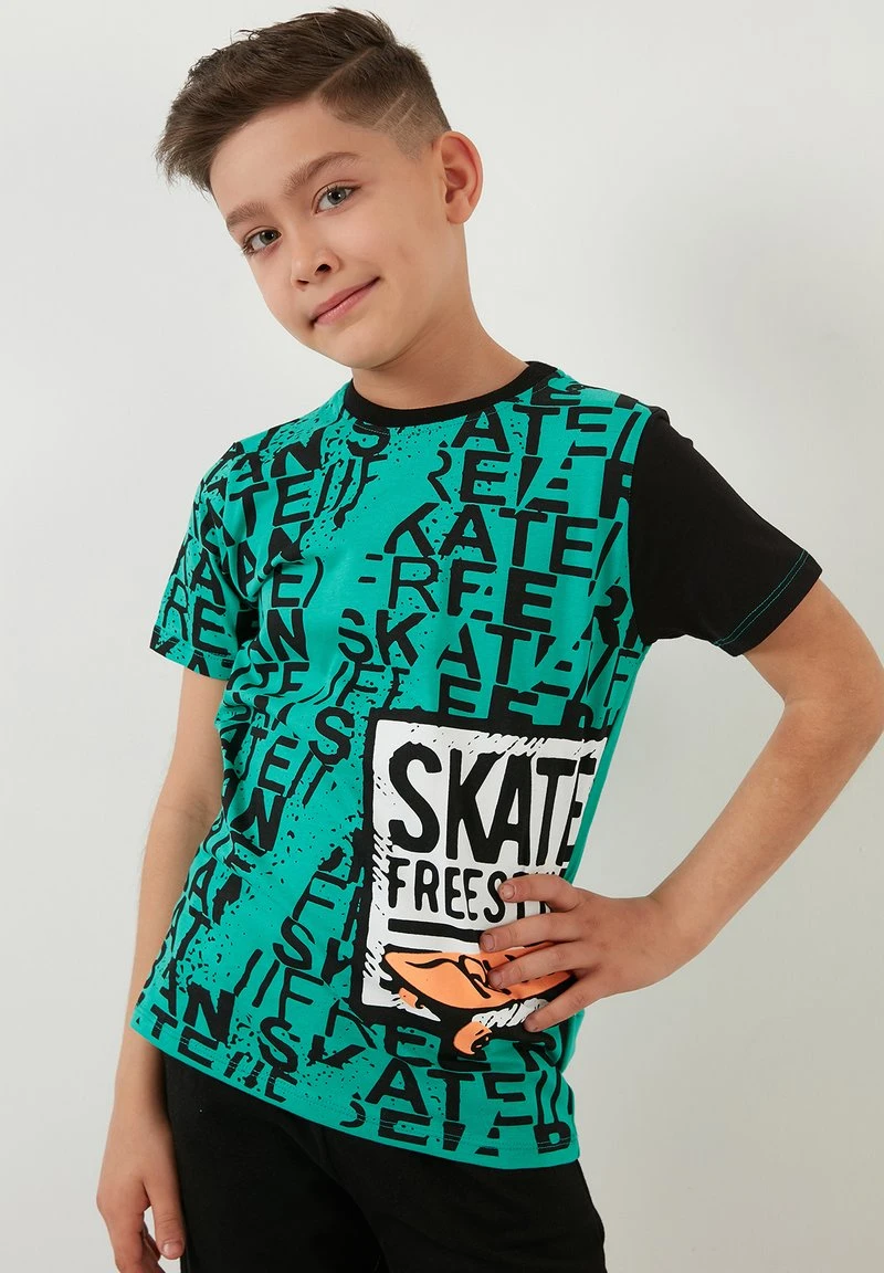 LELA SET - Shorts - Benetton Color , Niños 2 LELA SET - Shorts - Benetton Color , Niños - Imagen 2