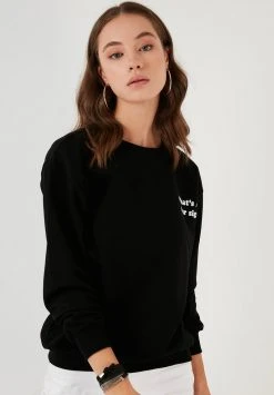 LELA Sudadera - Black, Mujer 2 LELA Sudadera - Black, Mujer -LELA Ventas 2024 46f714eaef2d476cac0c1990e6e3db74