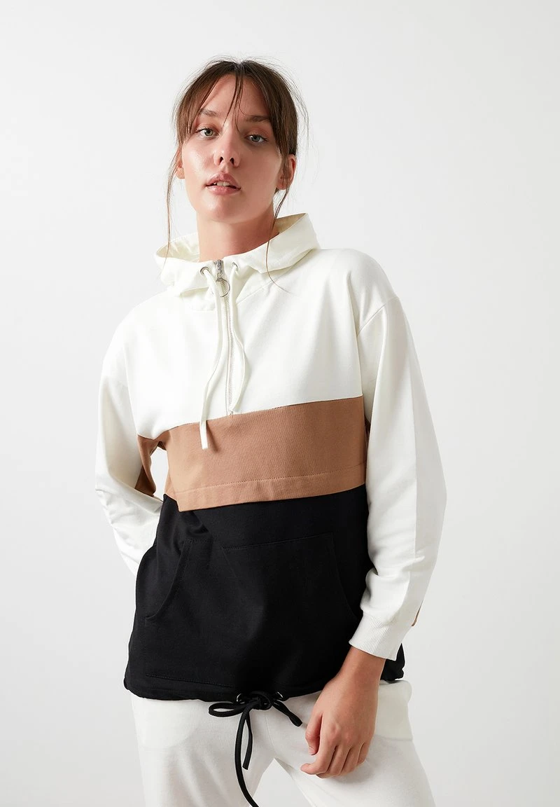 Jersey con capucha - ecru biscuit color black LELA Jersey Con Capucha - Ecru Biscuit Color Black, Mujer -LELA Ventas 2024 4e8165dc4a334451bf13225e206e02a8