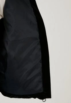 LELA Chaqueta De Invierno - Black , Mujer 13 LELA Chaqueta De Invierno - Black , Mujer -LELA Ventas 2024 51cd8cbf6f6d4279b6a08da7c5aacc11