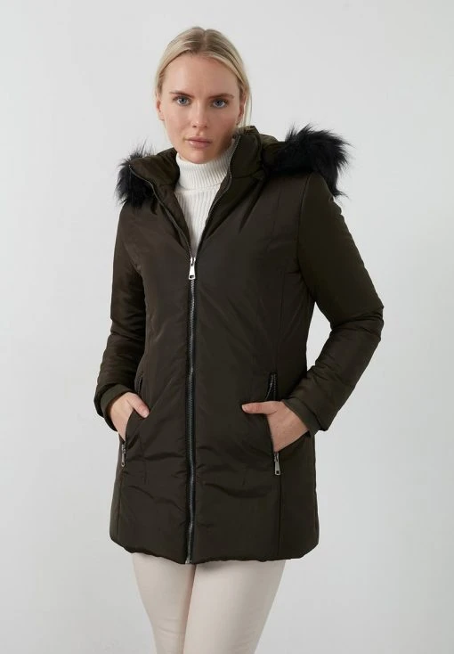LELA Abrigo De Invierno - Khaki, Mujer 8 LELA Abrigo De Invierno - Khaki, Mujer -LELA Ventas 2024 556ec6ecd19a4dcf8aa37a4118f9c833