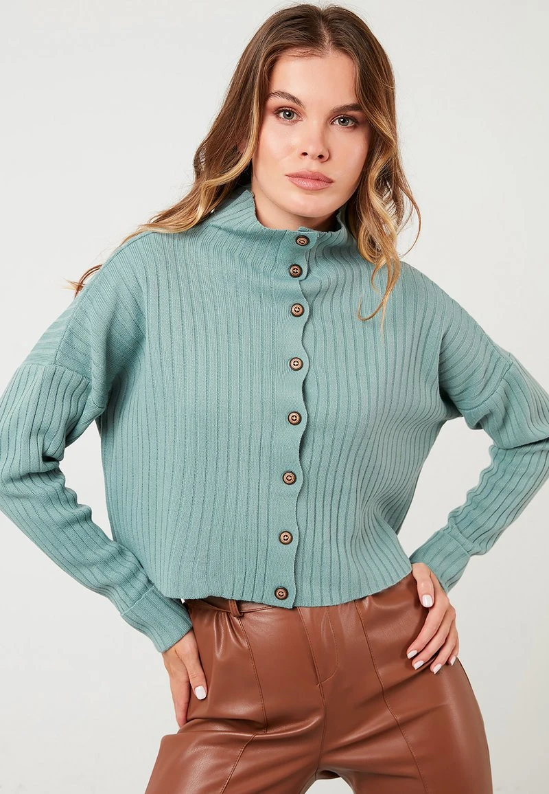 HIGH COLLAR - Chaqueta de punto - sea green LELA HIGH COLLAR - Chaqueta De Punto - Sea Green, Mujer -LELA Ventas 2024 55ddb4b0f1cb41b5a2d88f730bf1218d