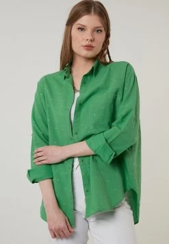 LELA Camisa - Pistachio Green , Mujer 10 LELA Camisa - Pistachio Green , Mujer -LELA Ventas 2024 5688649be06d4ceb824960f979c2a215