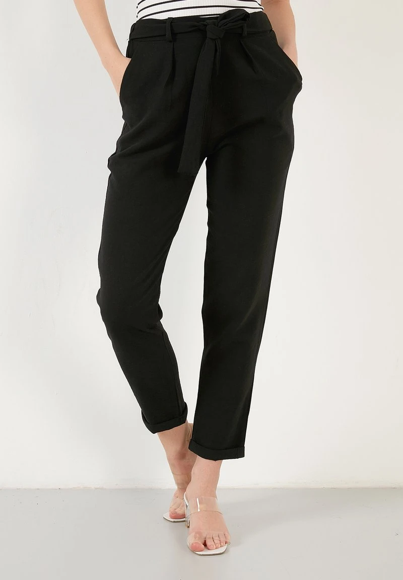 LELA Pantalones - Black , Mujer 1 LELA Pantalones - Black , Mujer