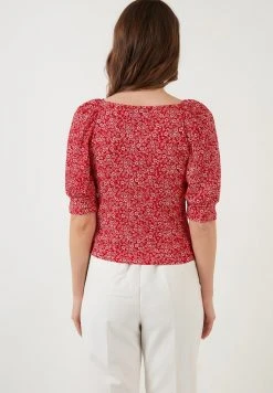LELA Blusa - Red, Mujer 6 LELA Blusa - Red, Mujer -LELA Ventas 2024 5eba425a0d2643e7807e5f81e529a132