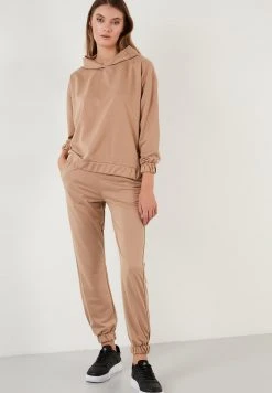 LELA Ventas 2024 -LELA Ventas 2024 67c278dcb18e4b3091bdacdcdf6c5061