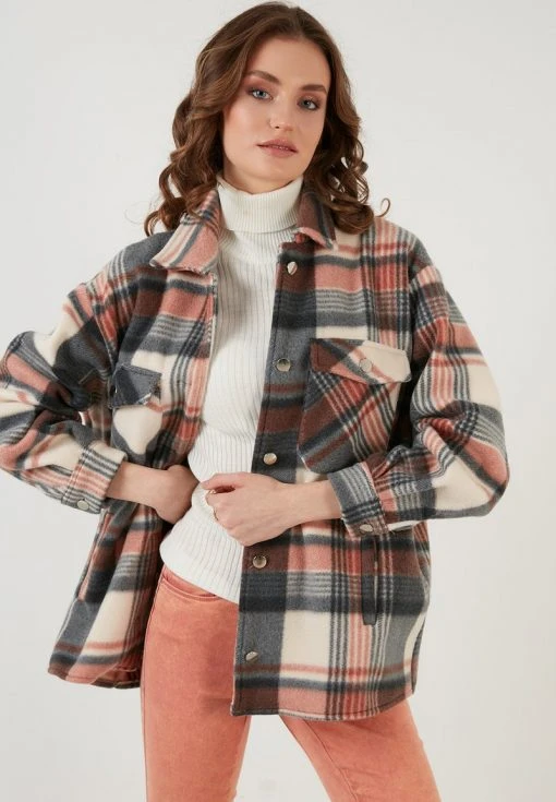 LELA Chaqueta Fina - Brown, Mujer 3 LELA Chaqueta Fina - Brown, Mujer -LELA Ventas 2024 698bb84596f44aeb95d9238503cba416