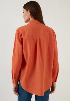 LELA Camisa - Orange Color, Mujer 7 LELA Camisa - Orange Color, Mujer -LELA Ventas 2024 69ae630a05c84474b87c86aef3500802