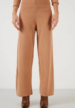 LELA SET - Jersey De Punto - Camel , Mujer -LELA Ventas 2024 6bd929cf6bab41dc8f121bb53e164baa