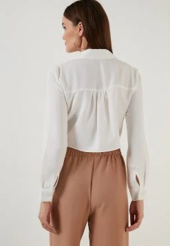 LELA REGULAR FIT - Camisa - Ecru , Mujer 2 LELA REGULAR FIT - Camisa - Ecru , Mujer -LELA Ventas 2024 6f6e29a7594845e79ac79d378b640d9e