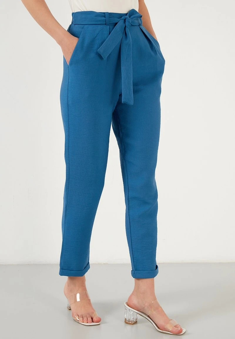 Pantalones - indigo LELA Pantalones - Indigo , Mujer -LELA Ventas 2024 6f97efd80e2f441694bba58b9c8545f5