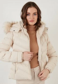 LELA Chaqueta De Invierno - Ecru , Mujer -LELA Ventas 2024 717c7f8186bf4ecd973daa92e414c841