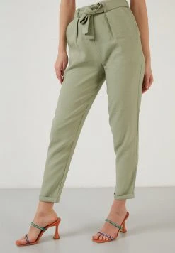 LELA Pantalones - Mint , Mujer 11 LELA Pantalones - Mint , Mujer -LELA Ventas 2024 723166fb3c8443c9b58b5f3eae64c34f
