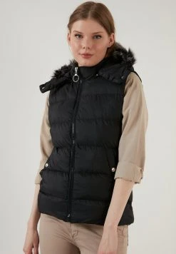 LELA Chaleco - Black, Mujer 5 LELA Chaleco - Black, Mujer -LELA Ventas 2024 771b3d104ebb4cf8afc938c40866c07f