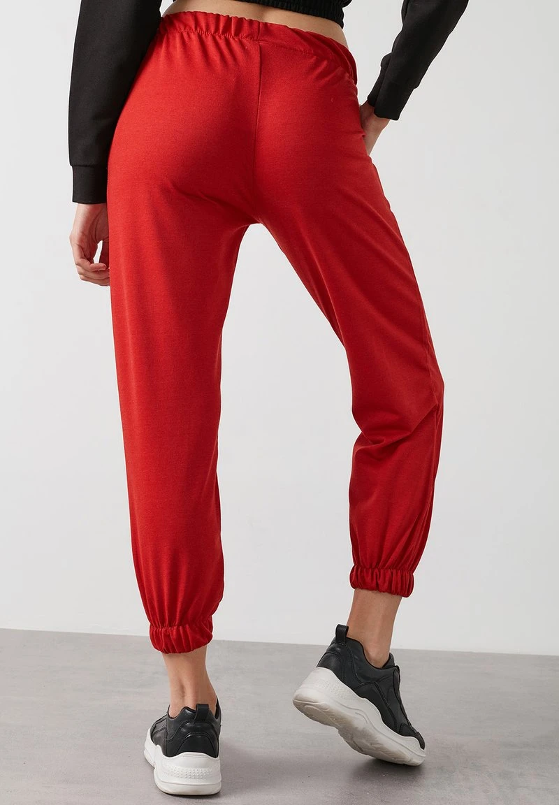 Pantalones deportivos - red LELA Pantalones Deportivos - Red , Mujer -LELA Ventas 2024 78f0a964a2444da6baae2bafe5525143